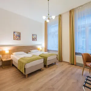 *** Hotel Baross - Ungaria